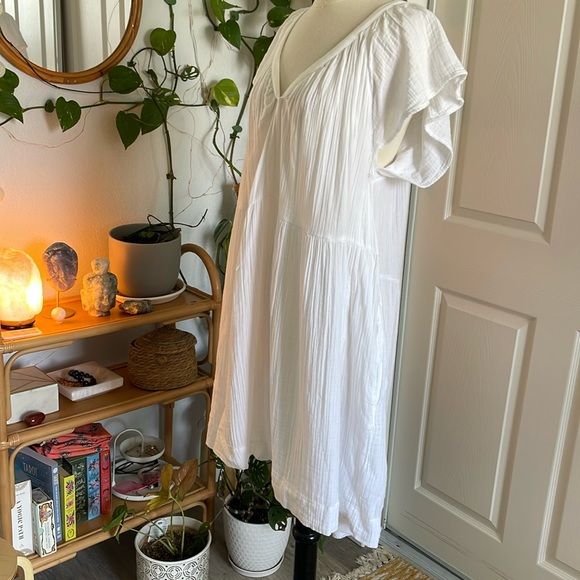 🦢🤍White Summer Cotton Dress🤍🦢 - Picture 4 of 10